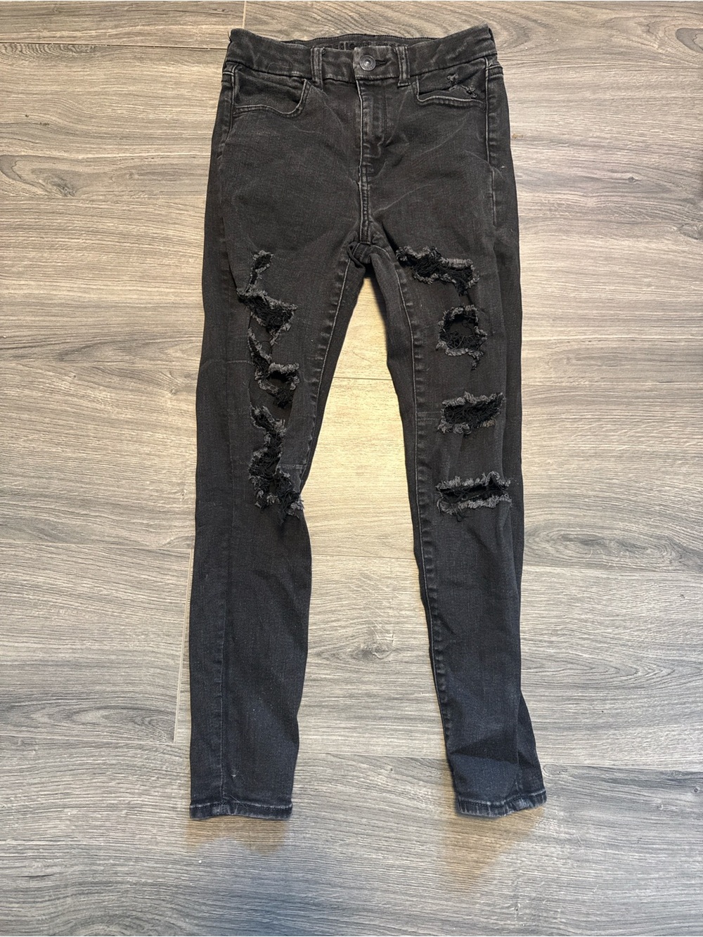 American Eagle Outfitters Black Distressed Skinny Jeans